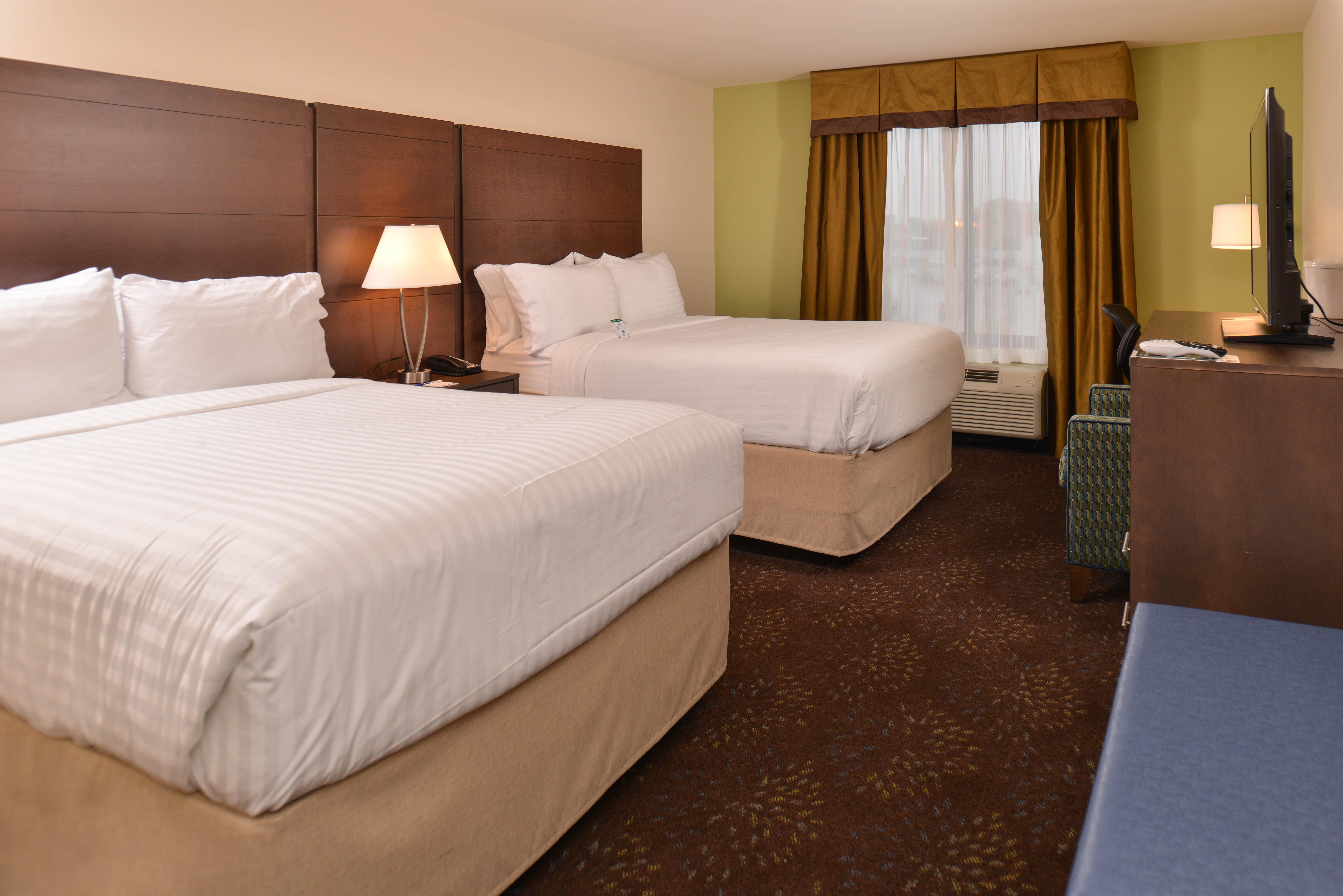 Holiday Inn Express & Suites Dearborn Sw - Detroit Area By Ihg Exterior photo